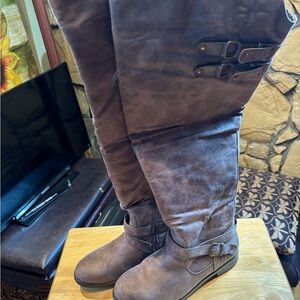 Carmona Faux Leather Riding Boot